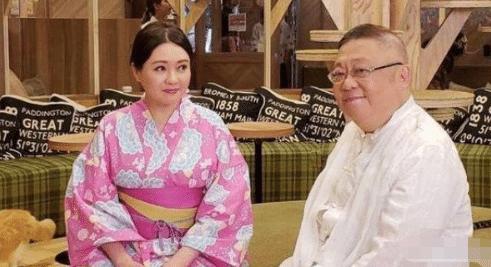 曾是最美“風(fēng)月片”女神，54歲顏值不輸女兒，今復(fù)出去日本拍戲