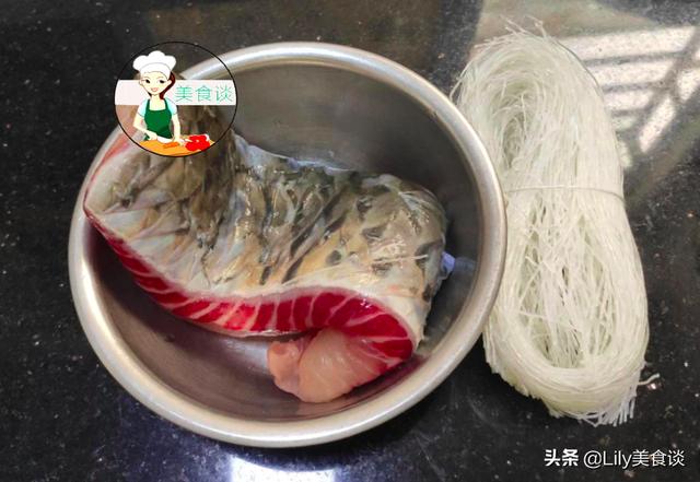 这菜蒸一蒸，5分钟就上桌，鲜美到流口水，低脂营养高，家人爱吃