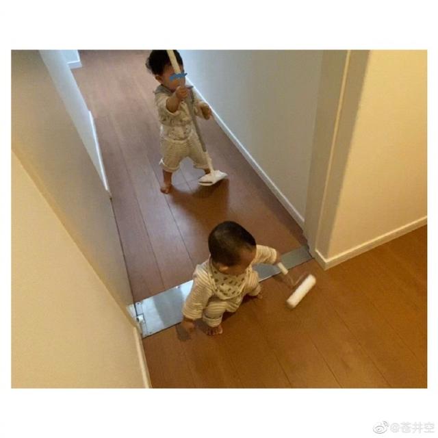 苍井空还是“翻车”了，纪念出道18年代言成人用