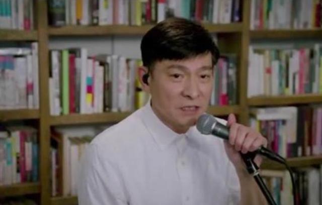 59岁华仔怕老？为什么帅是港片劳模刘德华一生无