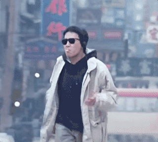 是拍了几个烂片没错，但骂梁朝伟我不同意