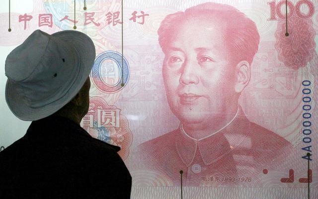 7493亿美债被减后,3723亿再被减,外媒:中国债券或比