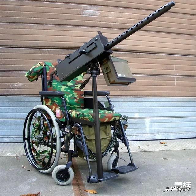 美国推出专门卖给残疾人的“武装轮椅”，可自行加装重机枪和雷达