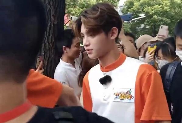 《浪姐》还没完，《元气满满的哥哥》就来了，全是当红男明星