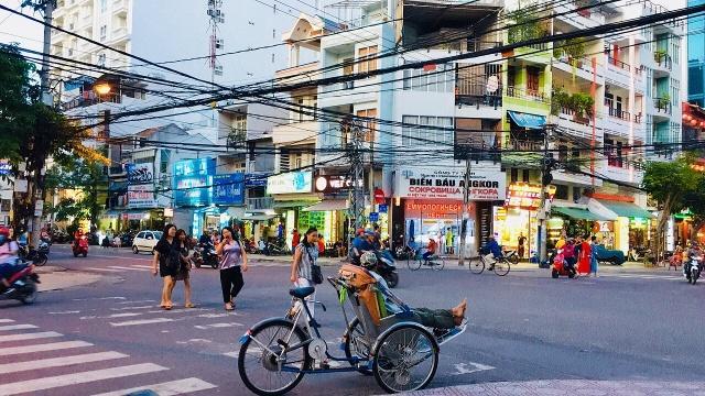 越南将成下一个世界工厂？世界巨头纷纷撤离中国，韩国也沦陷了！