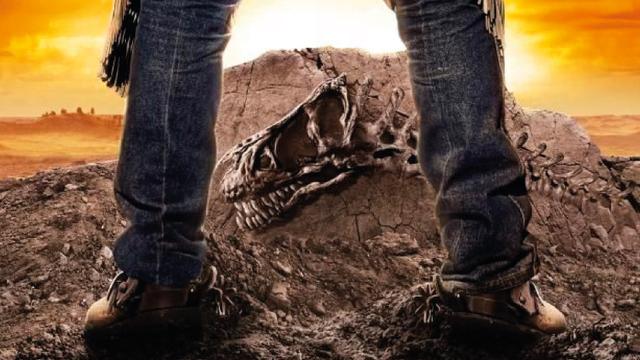 室内“岩浆”滚滚上演搞笑版跑酷，16名喜剧人上