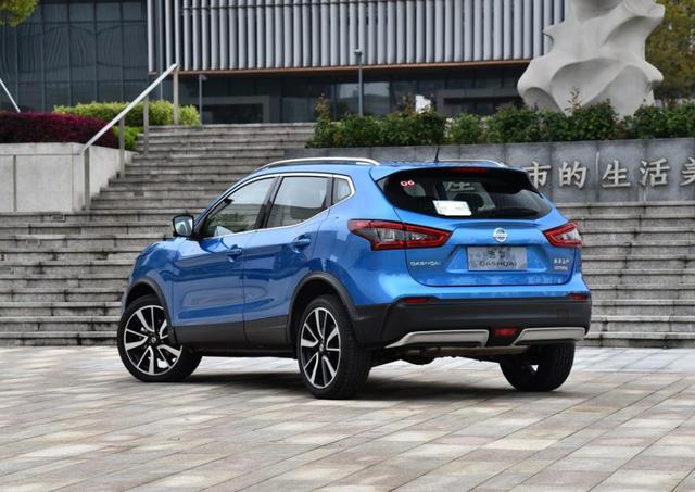日产高颜值“省油王”，比哈弗H6帅气，配2.0L自吸+CVT，油耗6L