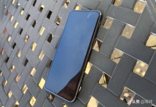 iPhone12被曝暂定9月8日发布，三重快充+复古中框，相机全面提升