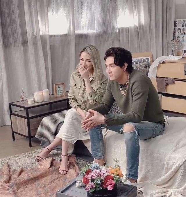 吐血|萧亚轩男友吐血送医 萧亚轩流泪自责是我给的压力太大！