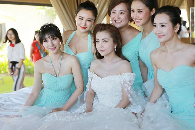 画圆|李晨胸前画圆形容柳岩最那个的人 是无意还是刻意？