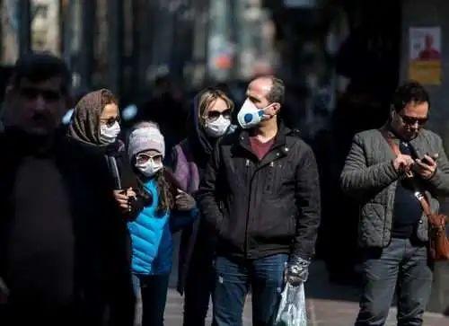 美国老人喝清洁剂死亡，特朗普没说错，这能防病毒，但是要命！