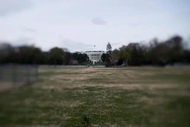 边境“肢体冲突”：你的平静生活，军人的生死