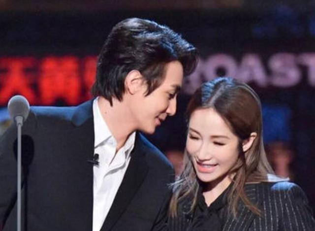 吐血|萧亚轩男友吐血送医 原因竟是萧亚轩要求过高？