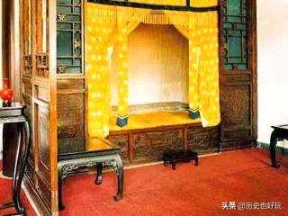 为什么皇帝的卧室都很小？和他们尊贵的身份不匹配啊
