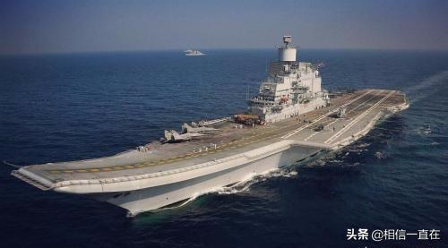 为什么印度“维克拉玛蒂亚”号航母的舰岛设置在舰体中间？