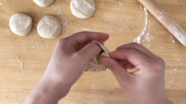 夏季的瓠瓜这样做最好吃，入馅做包子，比肉还