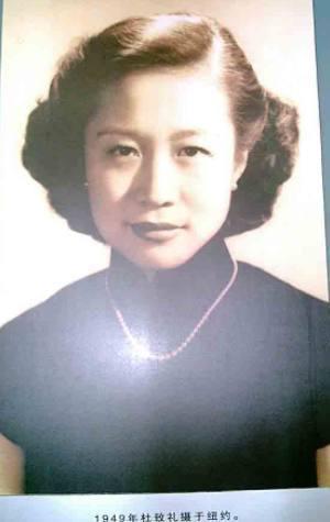 杨振宁子孙全部定居美国，他为何到晚年才回国