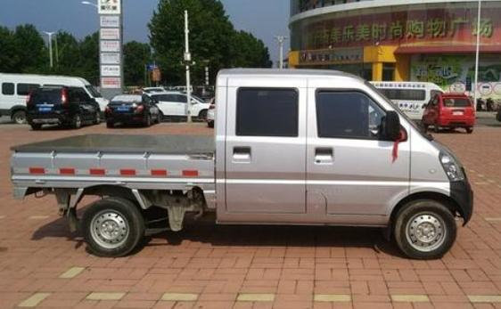 开 5 万元以下的五菱荣光小卡，你觉得丢脸吗？