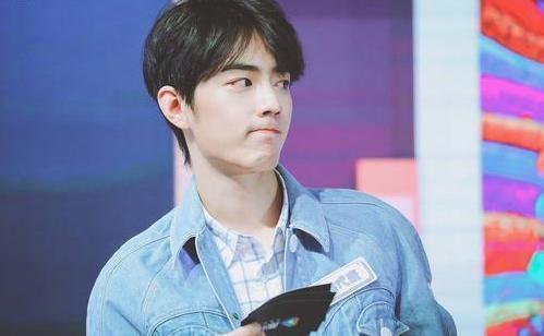 那些年合作过的人对肖战的评价：别拿无知当个