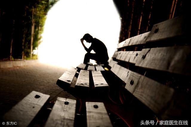 为什么越来越多人患上抑郁症呢？无非就三个原因