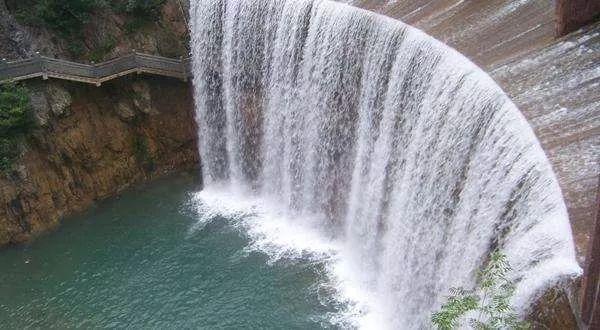 图片[2]-I am willing that it is a torrent 我愿意是急流-笑傲英语网