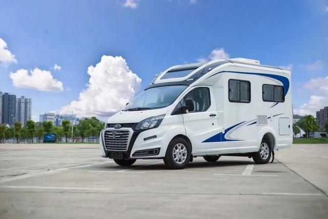 江鈴玉麒麟新全順T型房車 商務(wù)與居家兼?zhèn)? inline=