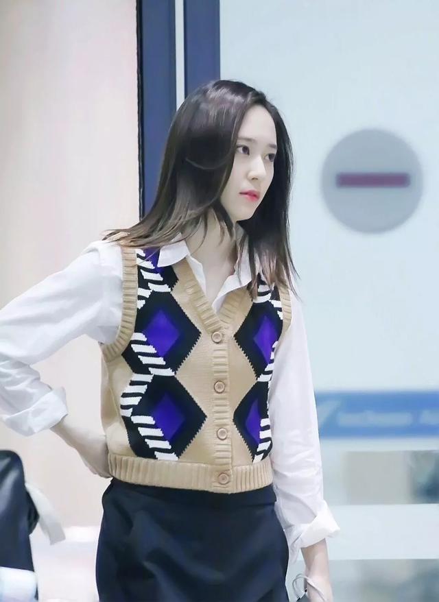 原来“淡漠色系”你早就穿过了！| 时尚