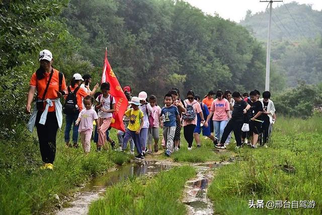 跋山涉水！邢台车网小会员挑战山野徒步……