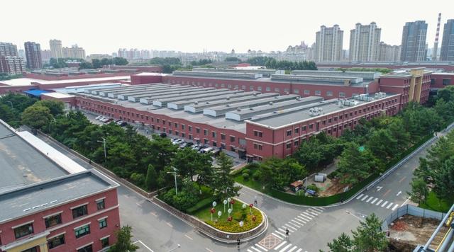 有颜有料，实力丝毫不输BBA，网友：国人的骄傲