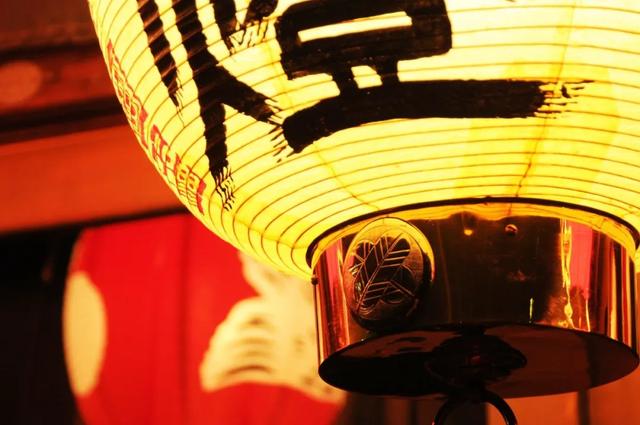 用 AI 让国货变「潮」，可持续吗？
