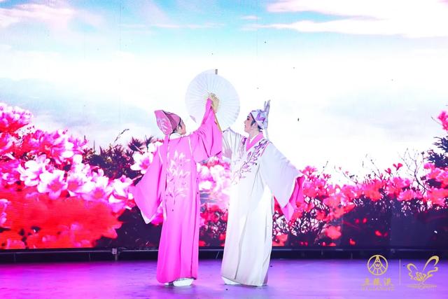 一场唯美、精彩的婚礼秀在绿水青山的湖州安吉上演