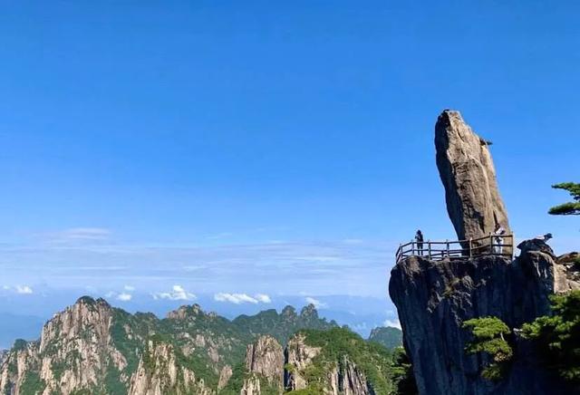 黄山挤爆，旅游业报复性反弹？数据出来了