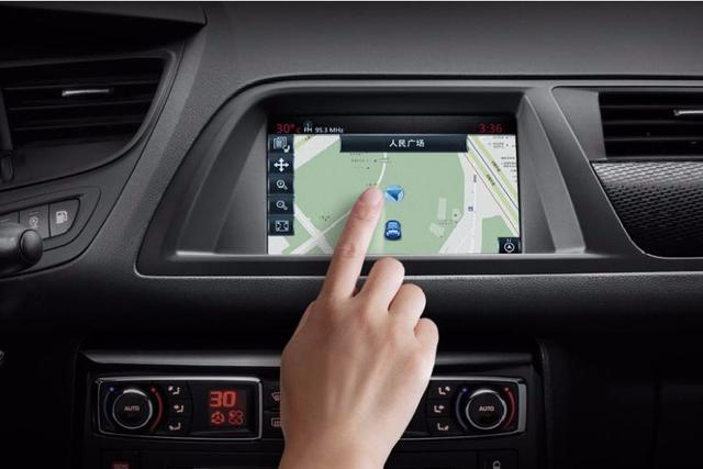 车载导航与手机导航有什么区别？哪个更好？难怪大家都用手机导航