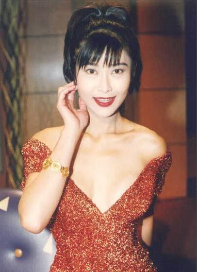 1985年,首届亚洲小姐选美,冠亚军皆没落,季军却靠
