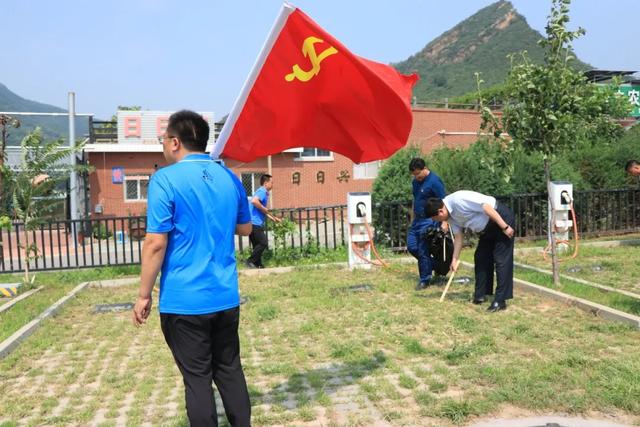 “庆七一、亮旗帜、作表率” williamhill威廉希尔党支部组织开展主题党日活动