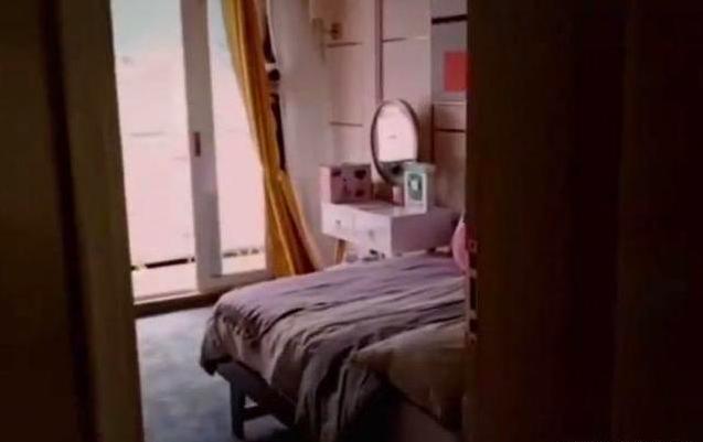 赵丽颖加入《中餐厅》，看完宿舍后，和颖宝的