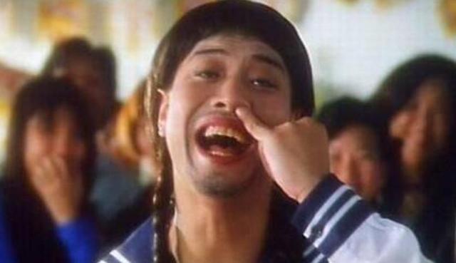 盘点那些比男人还会撩的女扮男装角色，网友：不掰弯不要钱