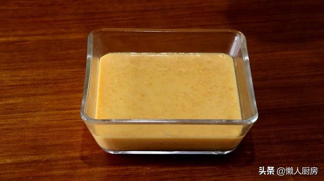 2块南瓜，1个鸡蛋，教你懒人南瓜蛋糕的做法，吃了不用担心会长胖