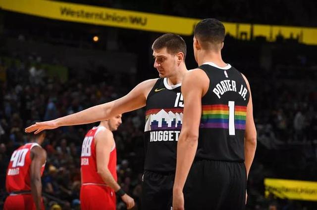 確診440萬，死亡15萬！小Porter發表不當言論，金塊主管約談並公眾道歉！-黑特籃球-NBA新聞影音圖片分享社區