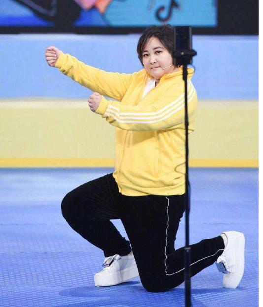 “男神收割机”贾玲成“渣女”，力压巩俐袁泉