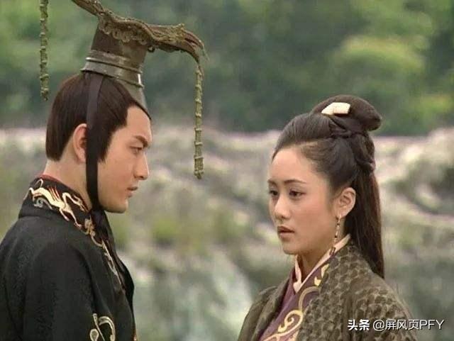 黄晓明暖心安慰刘芸，超黄圣依假哭3个段位，笨