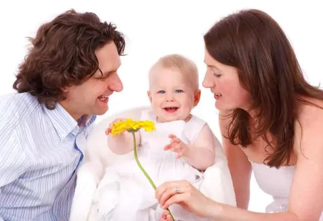 夫妻年纪差多少合适？3岁不嫌少10岁不嫌多，但