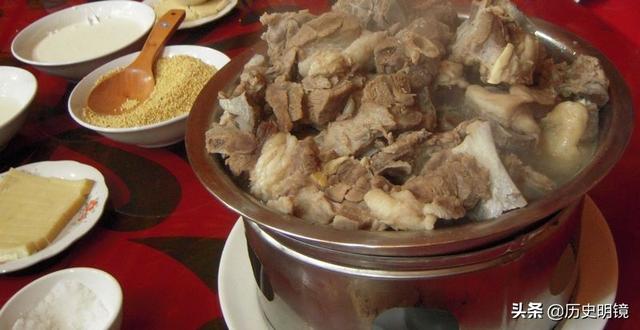 “二师兄”上位史：中国人为什么爱吃猪肉？