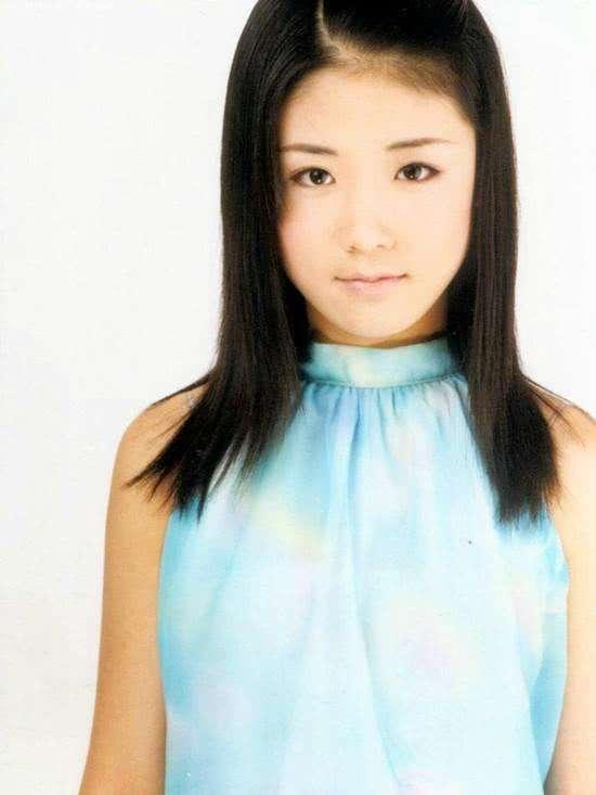 18岁的她被赵本山力捧，因拒绝潜规则被退圈，如