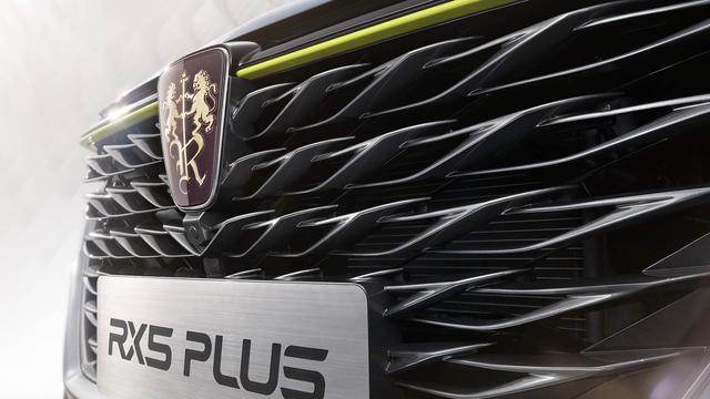 荣威车主福利速领取 雨刮更换77折、高端机油保养套餐免费抽