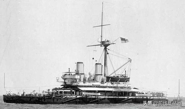 新王加冕，世界上第一艘装备旋转炮塔和远洋能