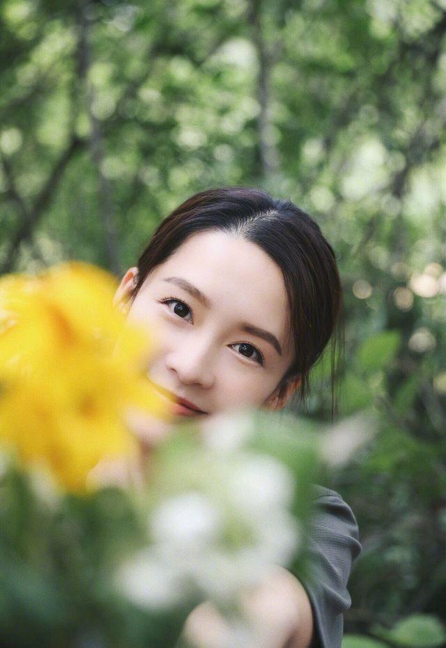 温婉既腹黑的李沁，剧外是青春靓丽甜美的，3