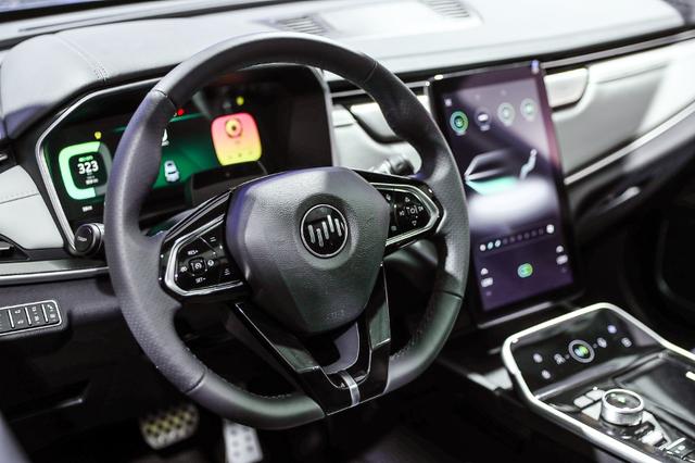 威马EX5-Z亮相京城 潮流新车引爆主流