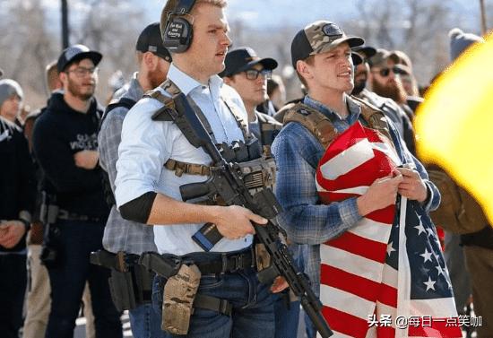 事情闹大了！美全境爆发游行示威，政府出兵镇