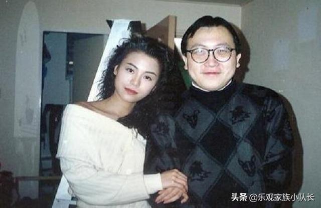 她为走红接近王晶，不惜名誉拍三级，私生活混乱至今未婚